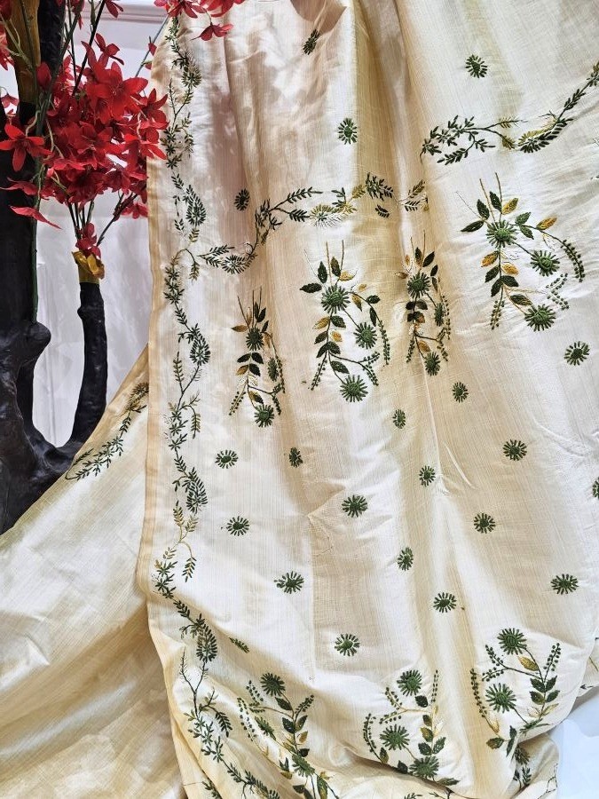 Hand Stitched Nakshi Kantha Saree - Leaf Green
