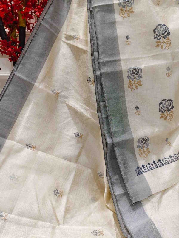 Hand stitched Matka Silk with Grey Border – Rose Design