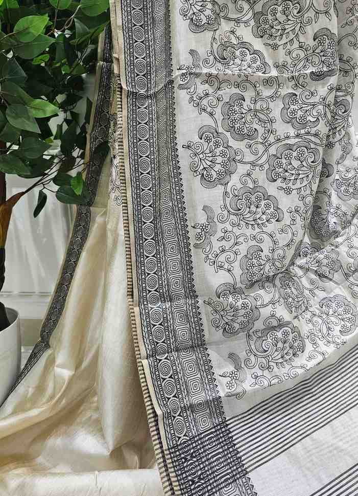 Black Thread Work Tussar Silk Saree - Floral Motifs