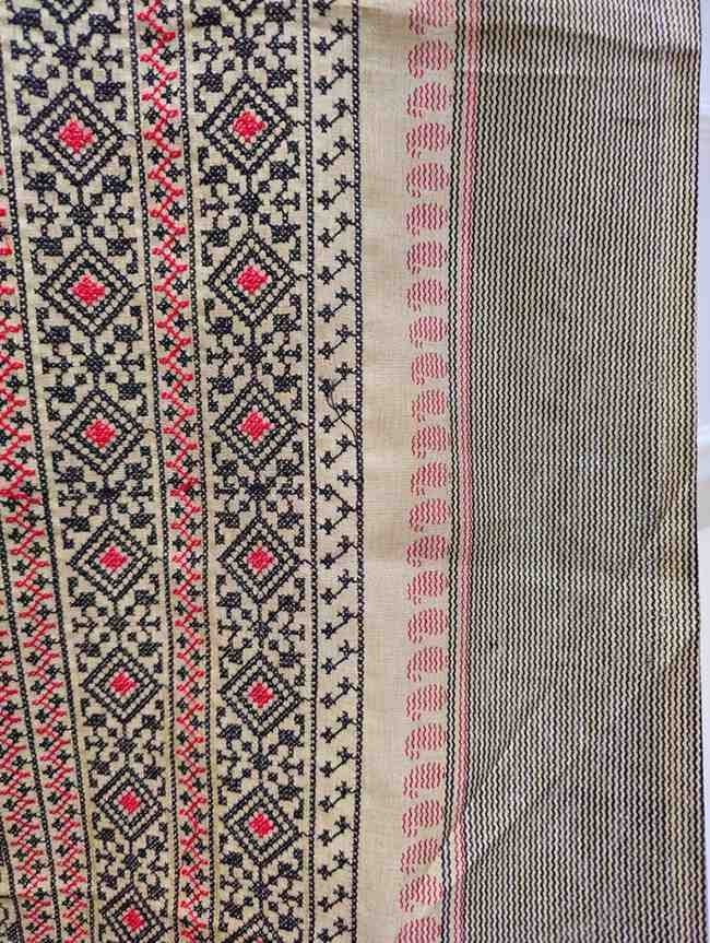 Riona Special Hand Stitched Assam Silk - Black Thread Border