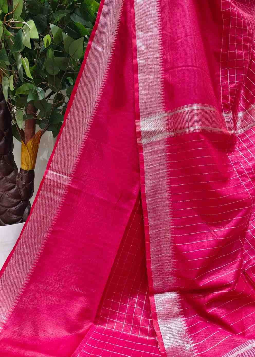 Mulberry Silk Handloom Saree- Cherry Red With Square Block Design