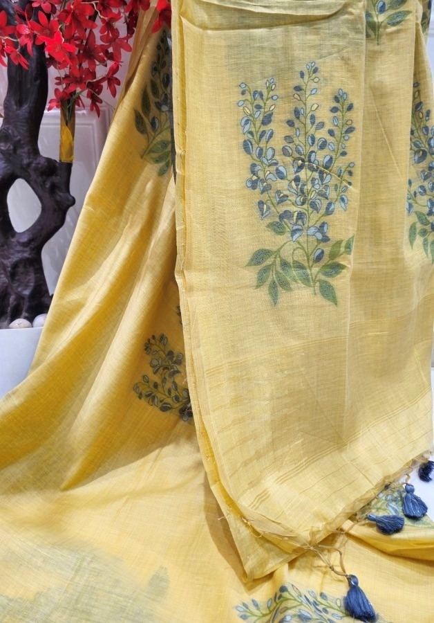 Floral Art Jamdani Saree - Yellow Blossom