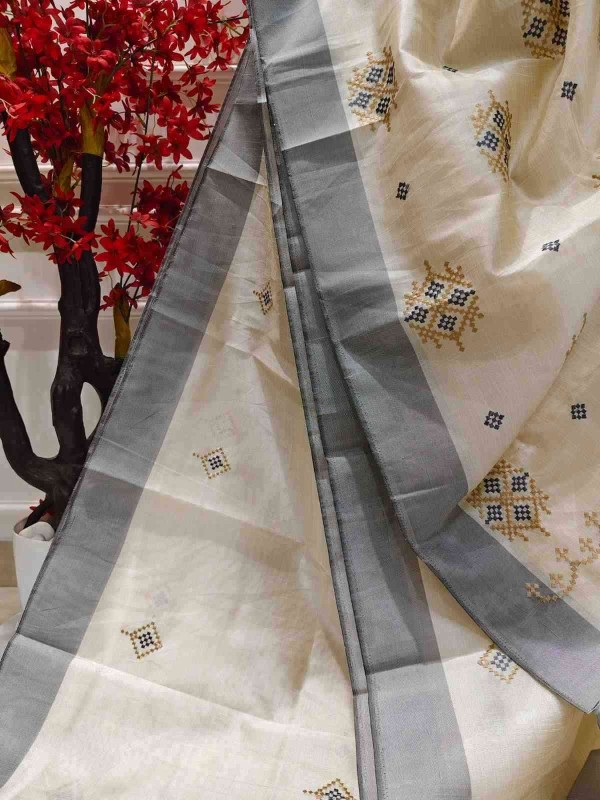 Hand stitched Matka Silk with Grey Border – Rangoli Design.