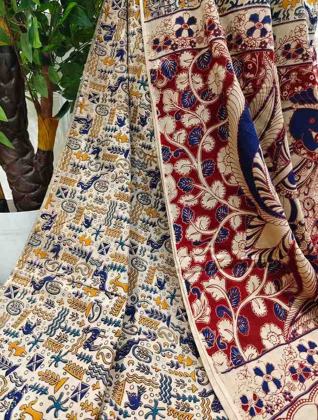 'Lokachitra' Off White canvas with Animal motifs cotton Kalamkari Saree